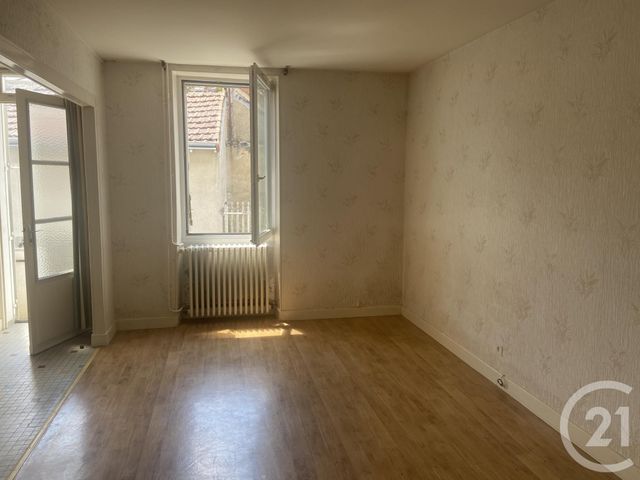 maison à vendre - 6 pièces - 110.0 m2 - LA CHATRE - 36 - CENTRE - Century 21 Agence De L'Europe maison à vendre - 6 pièces - 110.0 m2 - LA CHATRE - 36 - CENTRE - Century 21 Agence De L'Europe