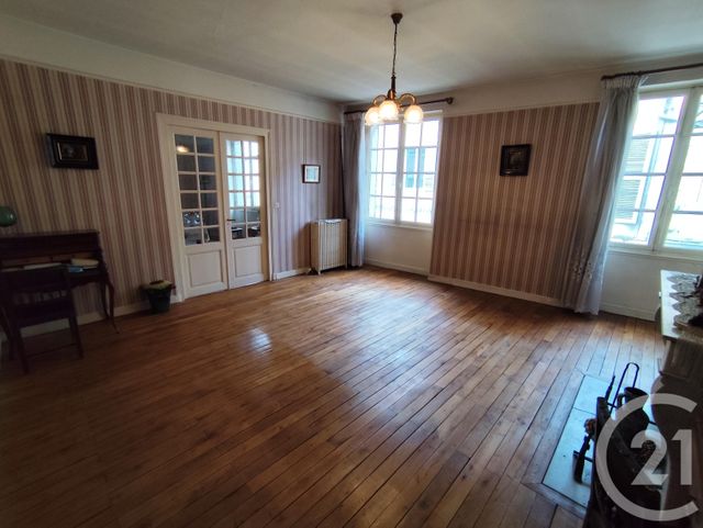 Appartement F4 à vendre - 4 pièces - 202.0 m2 - LA CHATRE - 36 - CENTRE - Century 21 Agence De L'Europe