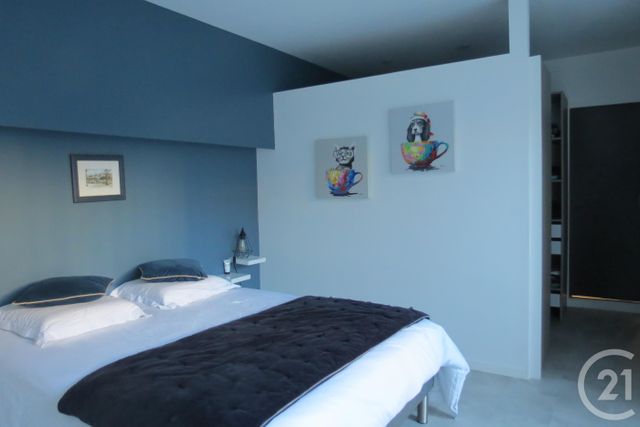 maison à vendre - 6 pièces - 225.0 m2 - LA CHATRE - 36 - CENTRE - Century 21 Agence De L'Europe maison à vendre - 6 pièces - 225.0 m2 - LA CHATRE - 36 - CENTRE - Century 21 Agence De L'Europe