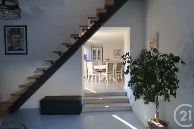 maison à vendre - 6 pièces - 225.0 m2 - LA CHATRE - 36 - CENTRE - Century 21 Agence De L'Europe maison à vendre - 6 pièces - 225.0 m2 - LA CHATRE - 36 - CENTRE - Century 21 Agence De L'Europe