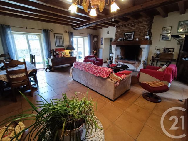 maison à vendre - 6 pièces - 187.6 m2 - LOUROUER ST LAURENT - 36 - CENTRE - Century 21 Agence De L'Europe