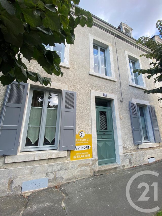 maison à vendre - 5 pièces - 224.6 m2 - LA CHATRE - 36 - CENTRE - Century 21 Agence De L'Europe