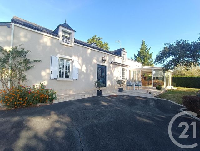 Afficher la photo en grand maison à vendre - 9 pièces - 175.0 m2 - CHASSIGNOLLES - 36 - CENTRE - Century 21 Agence De L'Europe