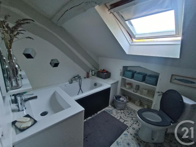 Afficher la photo en grand maison à vendre - 9 pièces - 175.0 m2 - CHASSIGNOLLES - 36 - CENTRE - Century 21 Agence De L'Europe