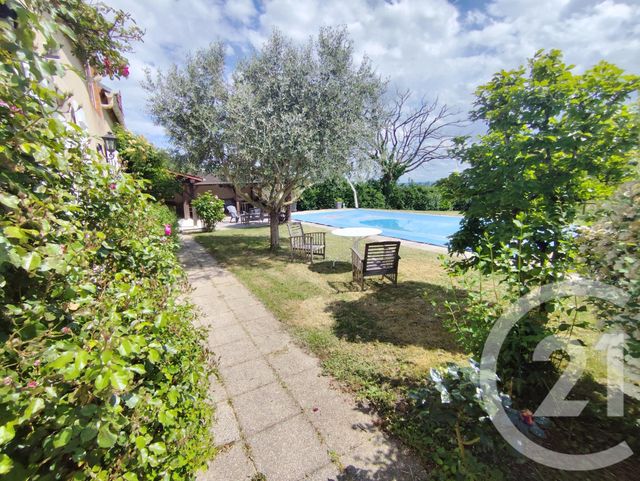 Afficher la photo en grand maison à vendre - 6 pièces - 154.35 m2 - VERNEUIL SUR IGNERAIE - 36 - CENTRE - Century 21 Agence De L'Europe