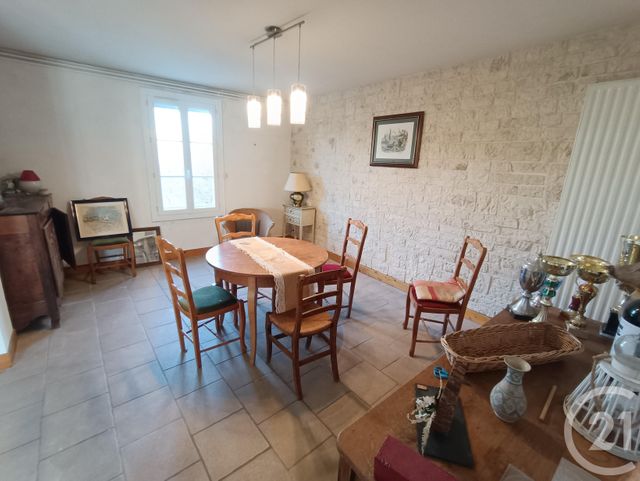 Afficher la photo en grand maison à vendre - 10 pièces - 229.19 m2 - VERNEUIL SUR IGNERAIE - 36 - CENTRE - Century 21 Agence De L'Europe