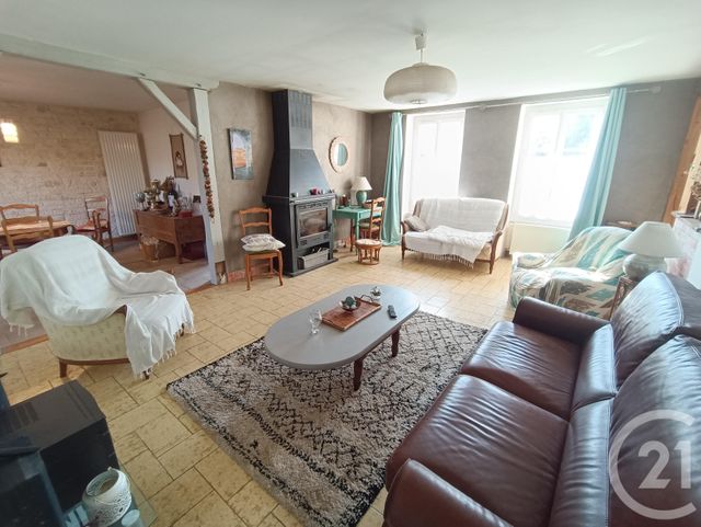 Afficher la photo en grand maison à vendre - 10 pièces - 229.19 m2 - VERNEUIL SUR IGNERAIE - 36 - CENTRE - Century 21 Agence De L'Europe