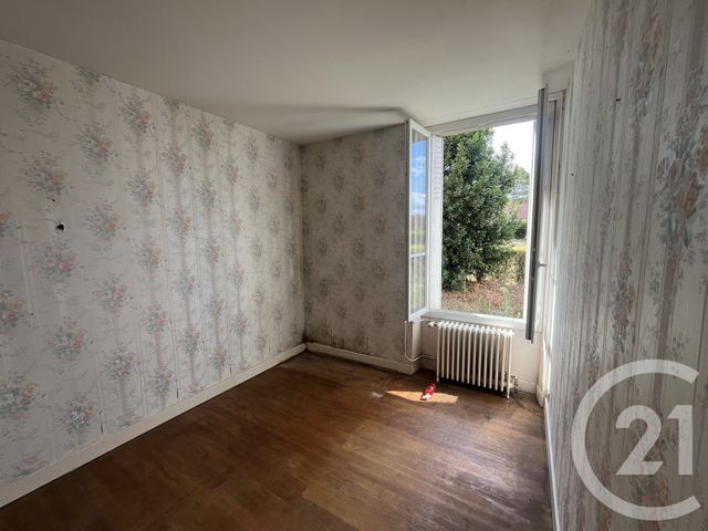 maison à vendre - 4 pièces - 74.0 m2 - FEUSINES - 36 - CENTRE - Century 21 Agence De L'Europe