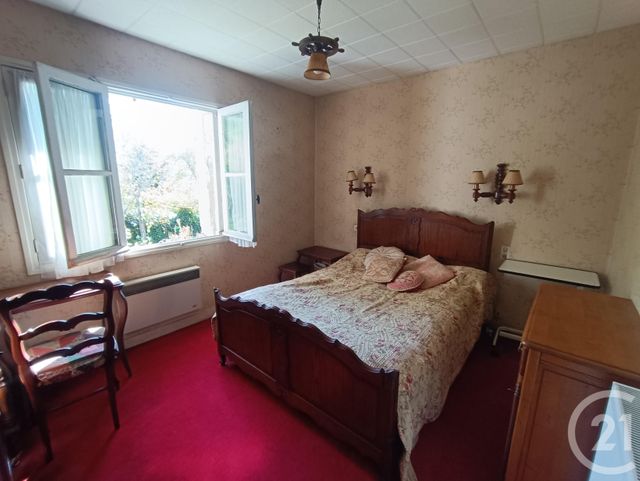 maison à vendre - 5 pièces - 92.6 m2 - LA CHATRE - 36 - CENTRE - Century 21 Agence De L'Europe