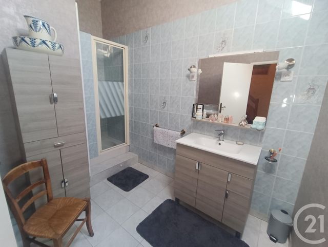 maison à vendre - 9 pièces - 253.1 m2 - CHASSIGNOLLES - 36 - CENTRE - Century 21 Agence De L'Europe