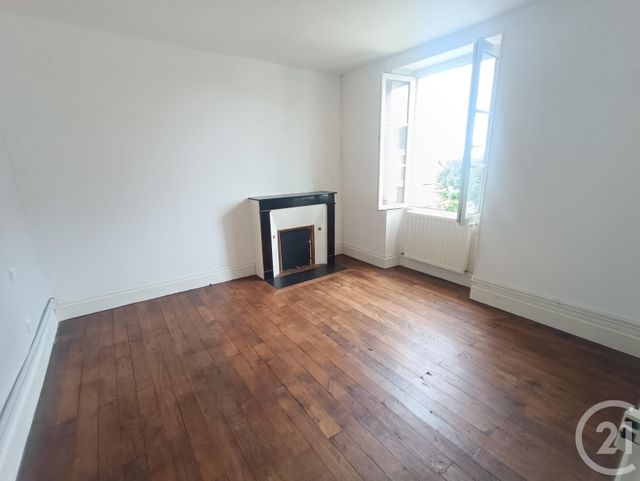 Afficher la photo en grand maison à vendre - 3 pièces - 70.5 m2 - THEVET ST JULIEN - 36 - CENTRE - Century 21 Agence De L'Europe