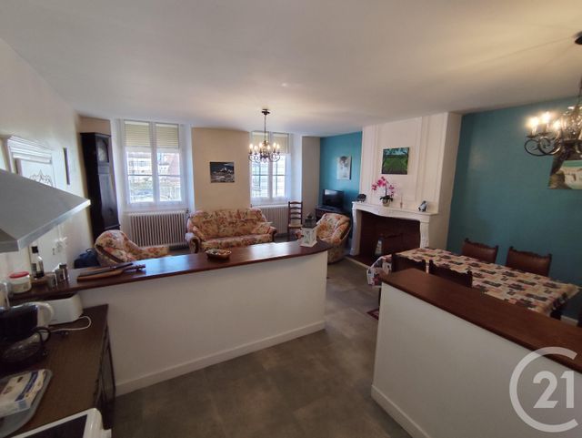 maison à vendre - 8 pièces - 155.0 m2 - CHATEAUMEILLANT - 18 - CENTRE - Century 21 Agence De L'Europe