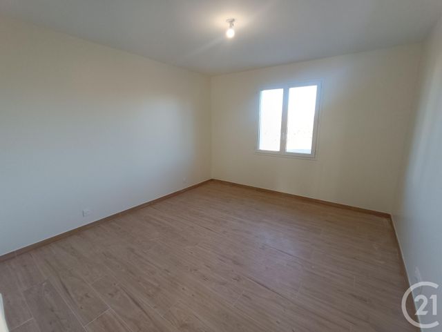 maison à vendre - 4 pièces - 141.79 m2 - LA CHATRE - 36 - CENTRE - Century 21 Agence De L'Europe