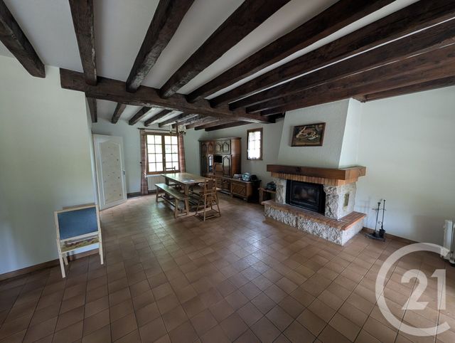 Afficher la photo en grand maison à vendre - 6 pièces - 158.0 m2 - ST DENIS DE JOUHET - 36 - CENTRE - Century 21 Agence De L'Europe