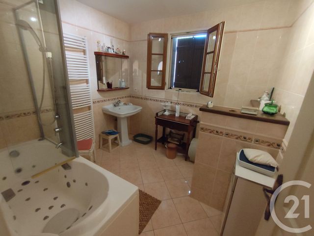 Afficher la photo en grand maison à vendre - 6 pièces - 198.0 m2 - LA CHATRE - 36 - CENTRE - Century 21 Agence De L'Europe