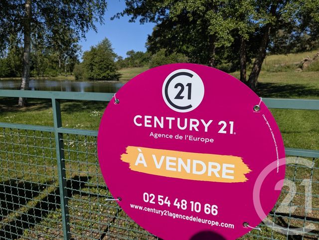 Afficher la photo en grand terrain à vendre - 14490.0 m2 - ST DENIS DE JOUHET - 36 - CENTRE - Century 21 Agence De L'Europe