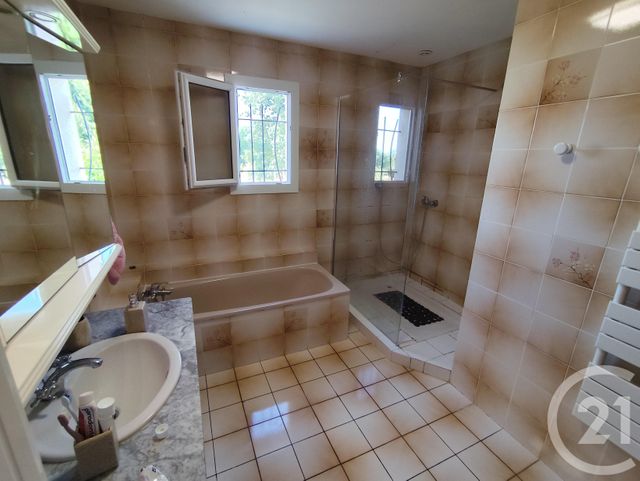 maison à vendre - 5 pièces - 115.0 m2 - VERNEUIL SUR IGNERAIE - 36 - CENTRE - Century 21 Agence De L'Europe