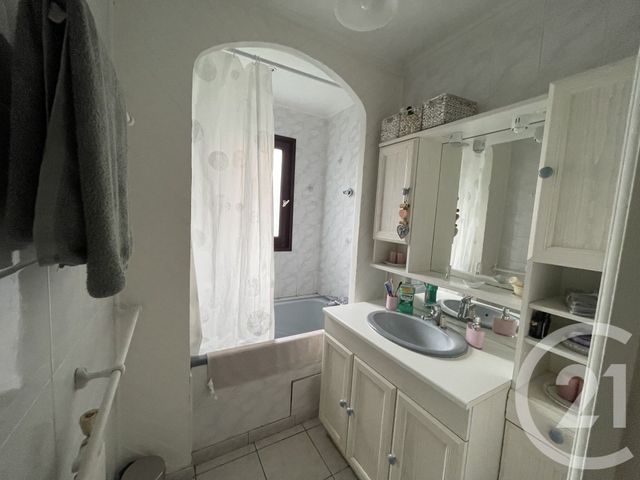 maison à vendre - 5 pièces - 174.15 m2 - PERASSAY - 36 - CENTRE - Century 21 Agence De L'Europe