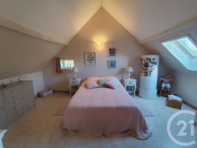 maison à vendre - 4 pièces - 152.5 m2 - TOUCHAY - 18 - CENTRE - Century 21 Agence De L'Europe