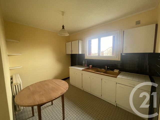 maison à vendre - 5 pièces - 90.0 m2 - LA CHATRE - 36 - CENTRE - Century 21 Agence De L'Europe