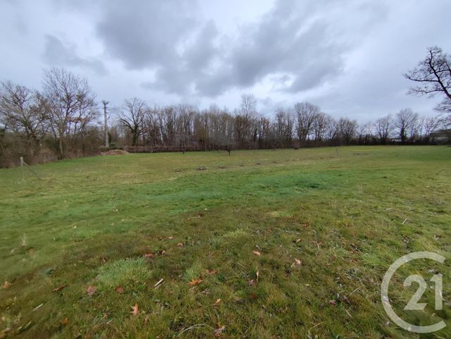 maison à vendre - 5 pièces - 145.7 m2 - NOHANT VIC - 36 - CENTRE - Century 21 Agence De L'Europe