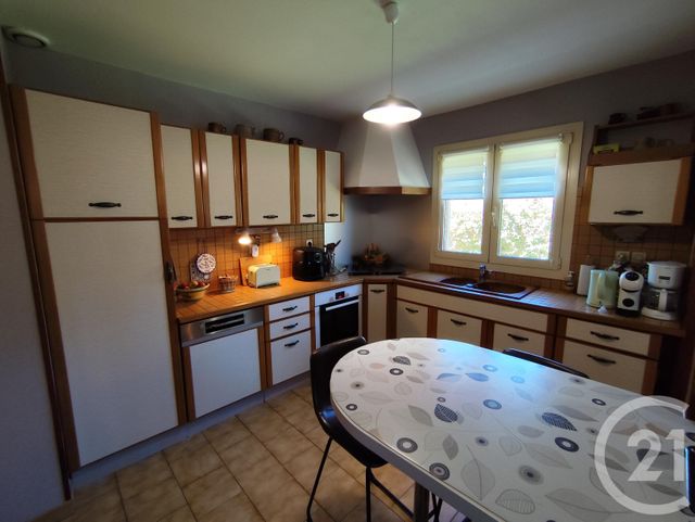 maison à vendre - 5 pièces - 124.5 m2 - CHASSIGNOLLES - 36 - CENTRE - Century 21 Agence De L'Europe