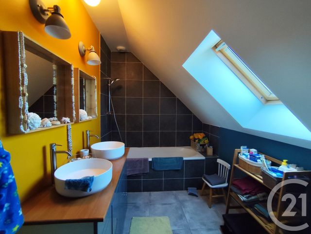 maison à vendre - 7 pièces - 175.0 m2 - CHASSIGNOLLES - 36 - CENTRE - Century 21 Agence De L'Europe