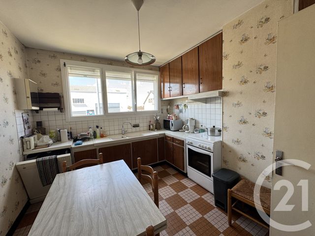 maison à vendre - 4 pièces - 80.0 m2 - LA CHATRE - 36 - CENTRE - Century 21 Agence De L'Europe