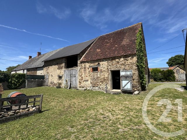 maison à vendre - 5 pièces - 120.0 m2 - ST PRIEST LA MARCHE - 18 - CENTRE - Century 21 Agence De L'Europe