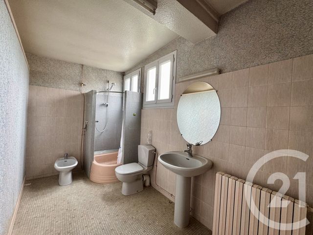 maison à vendre - 5 pièces - 130.36 m2 - LA CHATRE - 36 - CENTRE - Century 21 Agence De L'Europe
