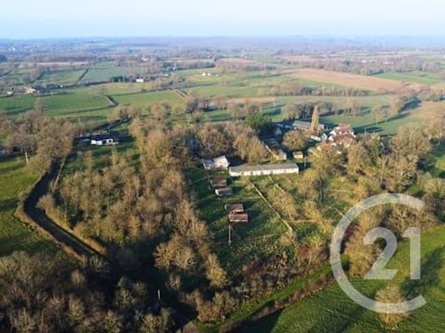 maison à vendre - 1 pièce - 400.0 m2 - VICQ EXEMPLET - 36 - CENTRE - Century 21 Agence De L'Europe