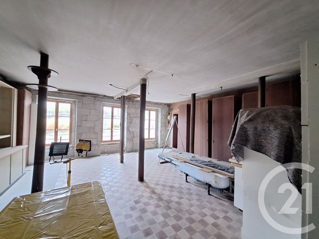 maison à vendre - 4 pièces - 95.0 m2 - CHATEAUMEILLANT - 18 - CENTRE - Century 21 Agence De L'Europe