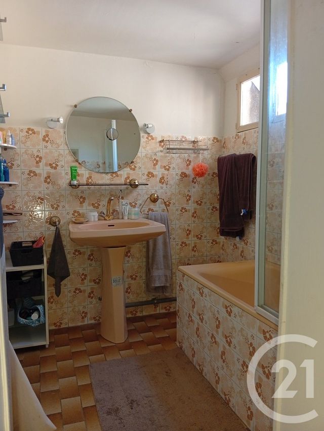 maison à vendre - 4 pièces - 95.0 m2 - CHATEAUMEILLANT - 18 - CENTRE - Century 21 Agence De L'Europe