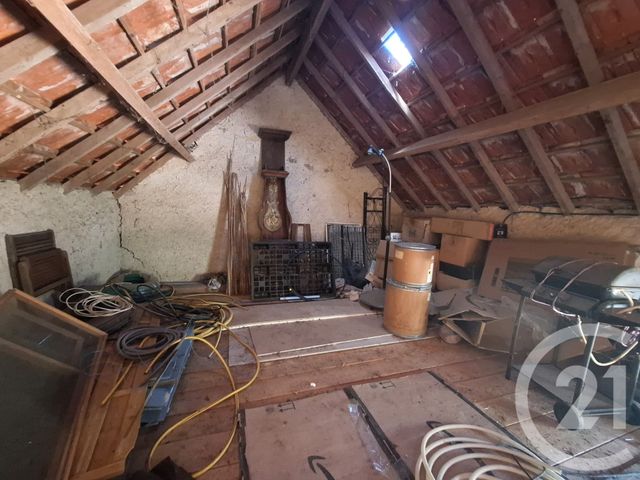 maison à vendre - 6 pièces - 139.76 m2 - CHATEAUMEILLANT - 18 - CENTRE - Century 21 Agence De L'Europe