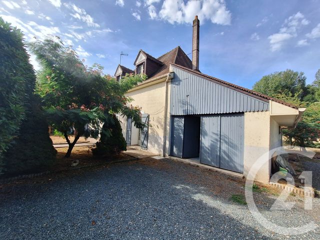 maison à vendre - 7 pièces - 185.77 m2 - LA CHATRE - 36 - CENTRE - Century 21 Agence De L'Europe